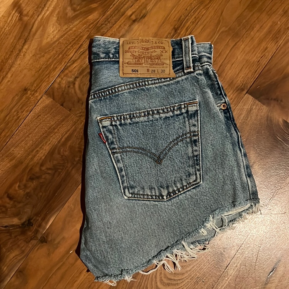 Levi Jean Shorts